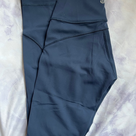 Lululemon In Movements 25” - Picture 2 of 5